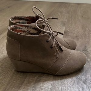 Toms Wedge Bootie